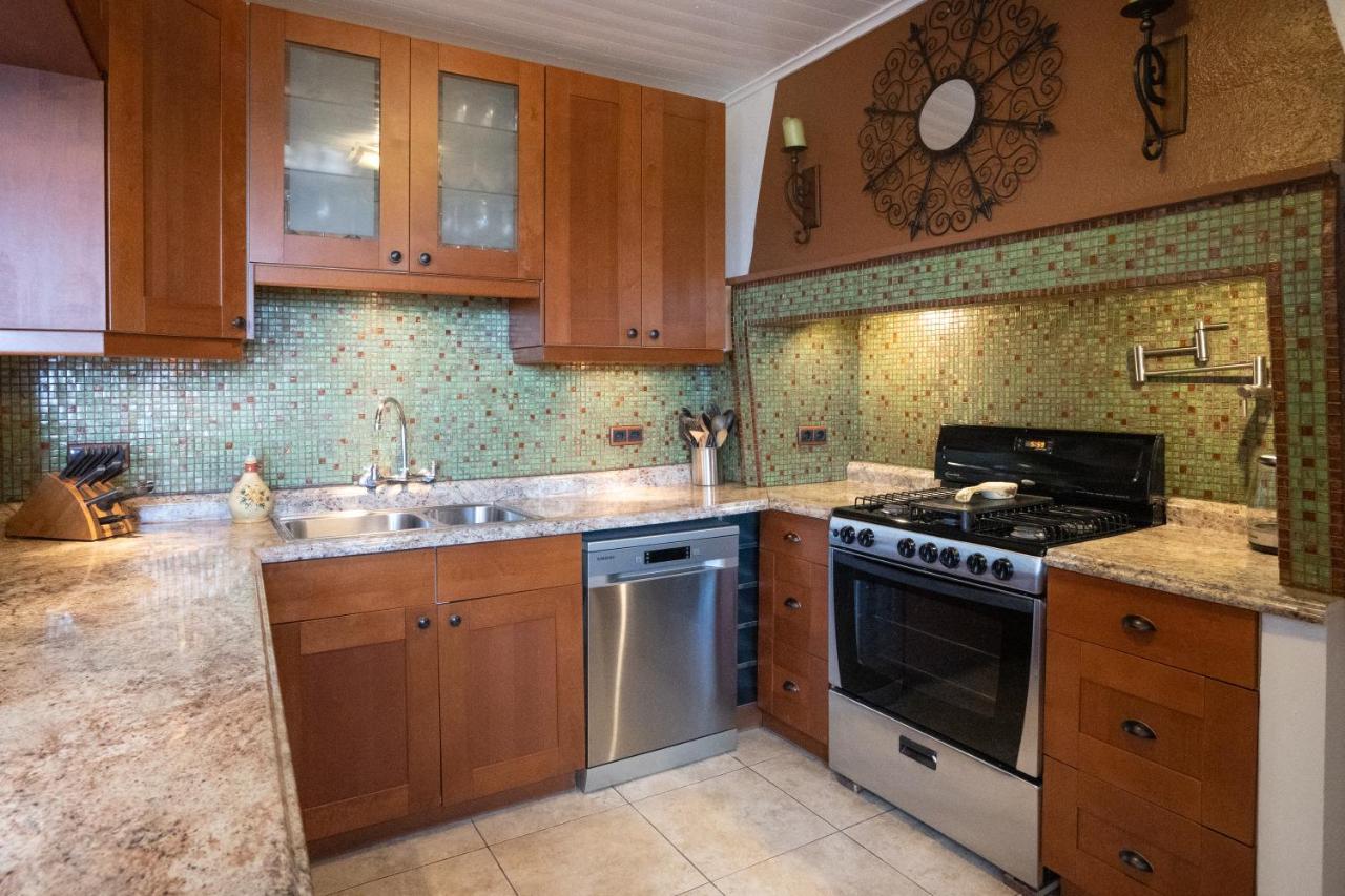 Quinta Pereirinha Farm - A Private 3 Bedroom Vacation Home, Close To Hiking W Ocean Views - Pico Island, Azores 圣罗克-笔克 外观 照片